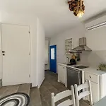 Cozy Cave Emporio (Santorini)