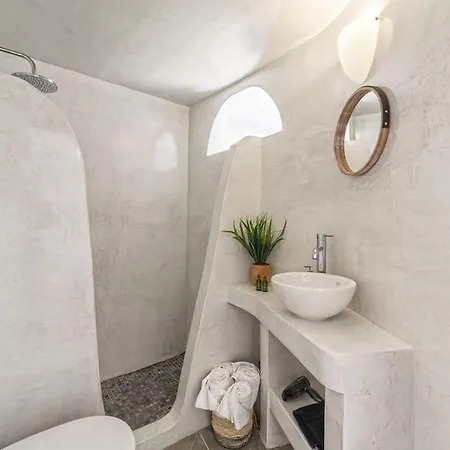 Cozy Cave בית נופש *